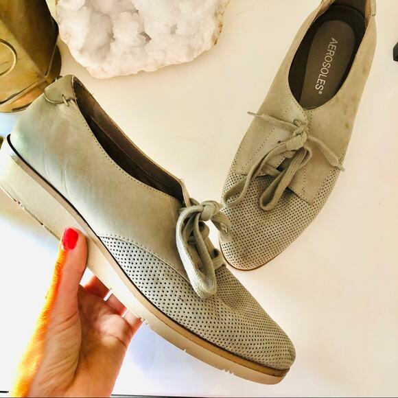 AEROSOLES Grey Leather Tie SideCar Sneakers Oxfords Flats Women's Shoes 7.5 - Picture 2 of 9